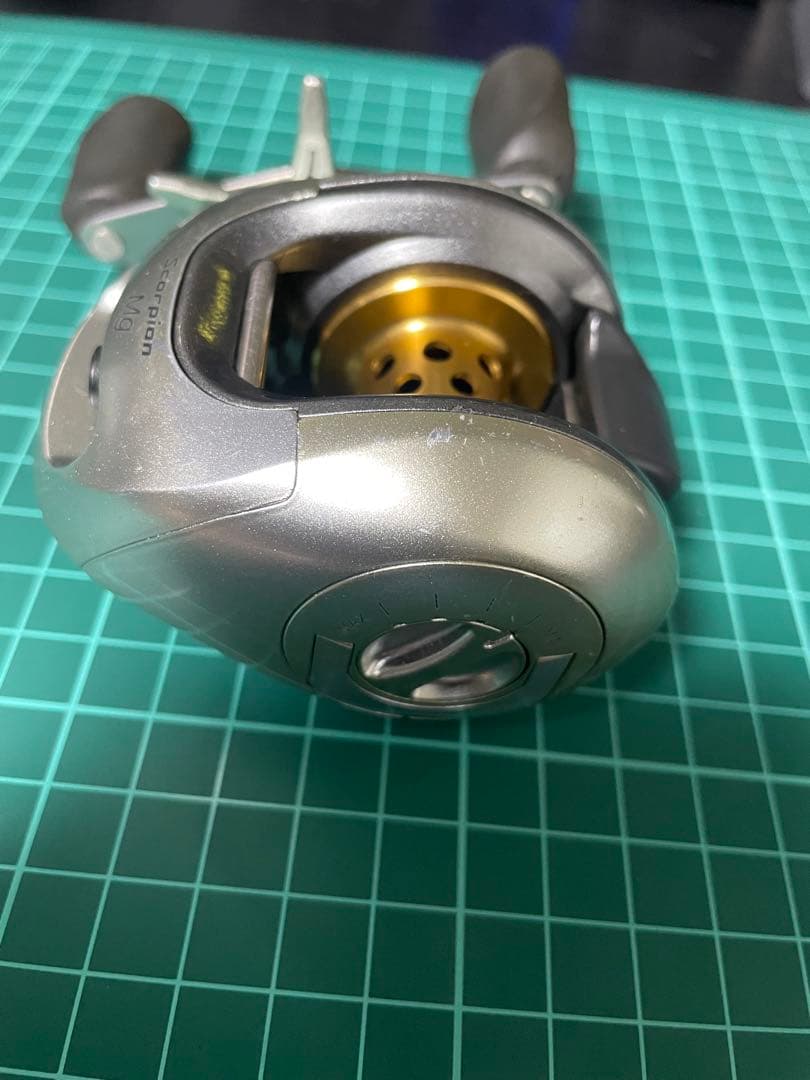 シマノ　スコーピオン　Mg1000