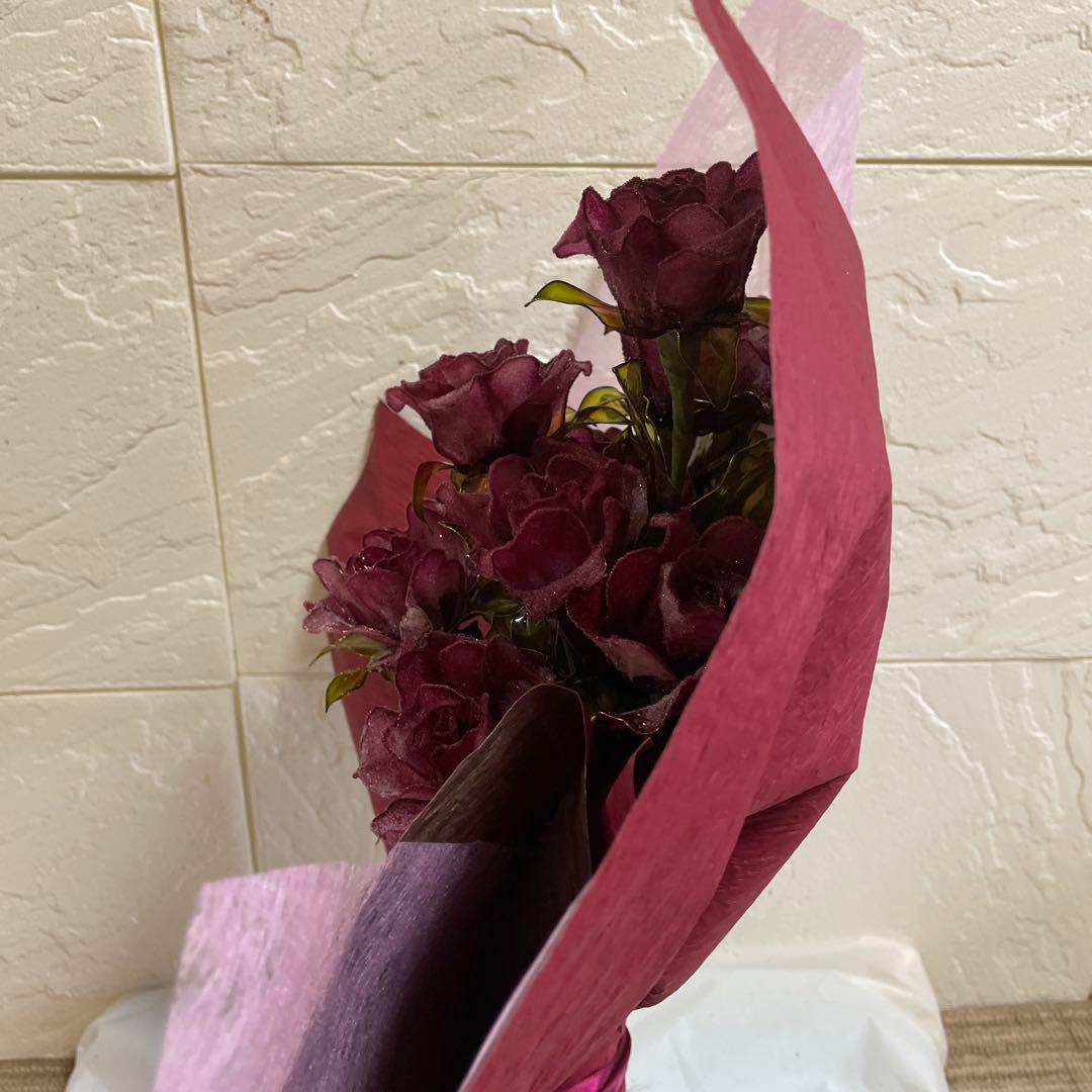 シ*ラ様 葡萄色の薔薇！
