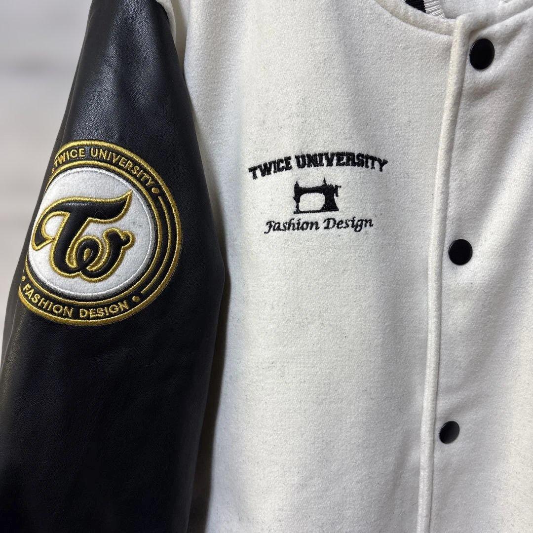 TWICE UNIVERSITY スタジャン￼ ジャケットスタジアムジャンパー￼