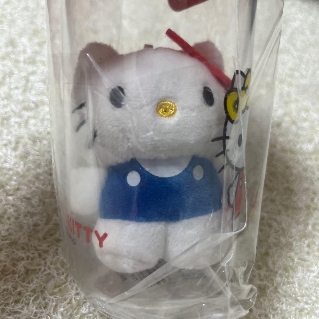 【新品未使用タグ付】ハローキティ　キルティング生地 保冷保温バッグドリンクボトル