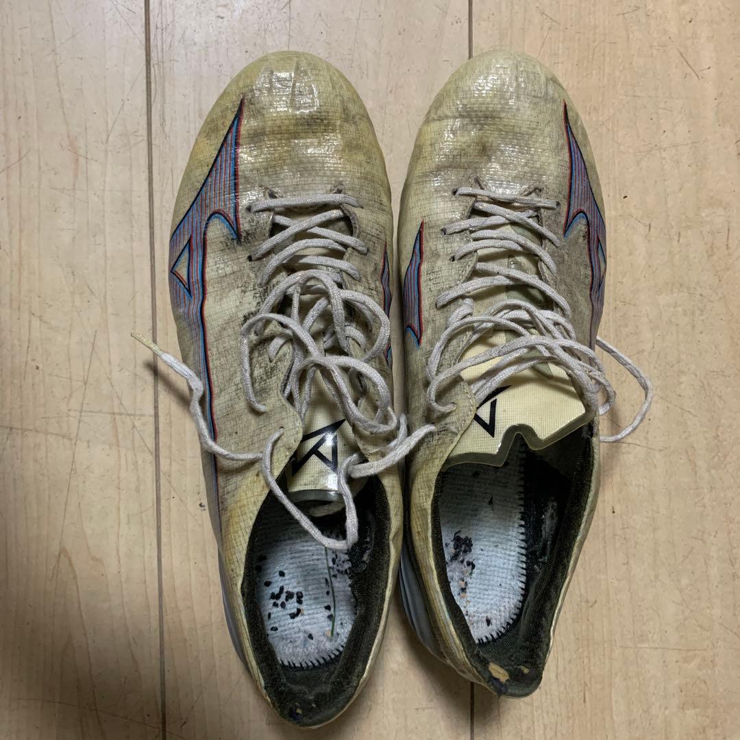 Mizuno サッカーシューズ ベージュ/ホワイト