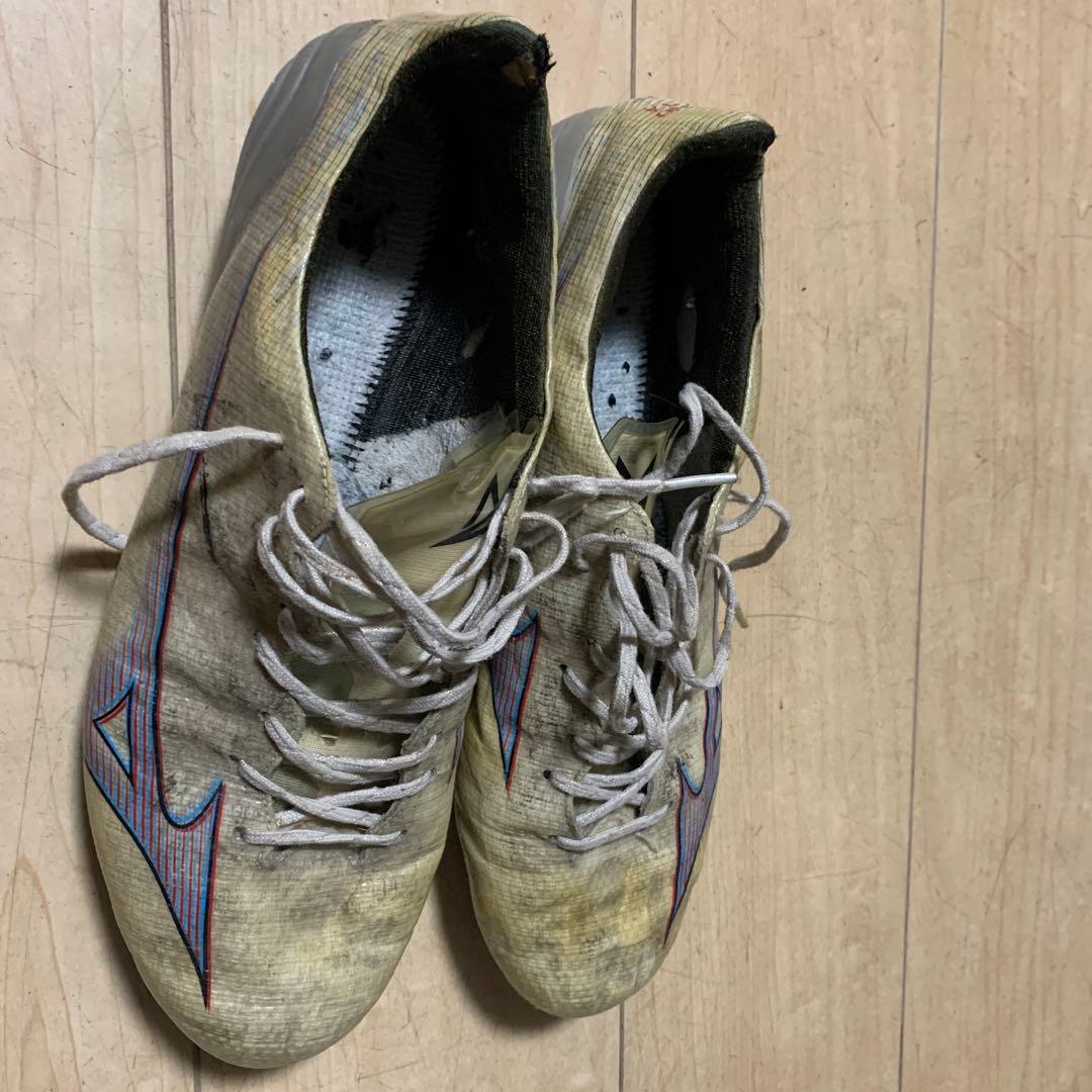 Mizuno サッカーシューズ ベージュ/ホワイト