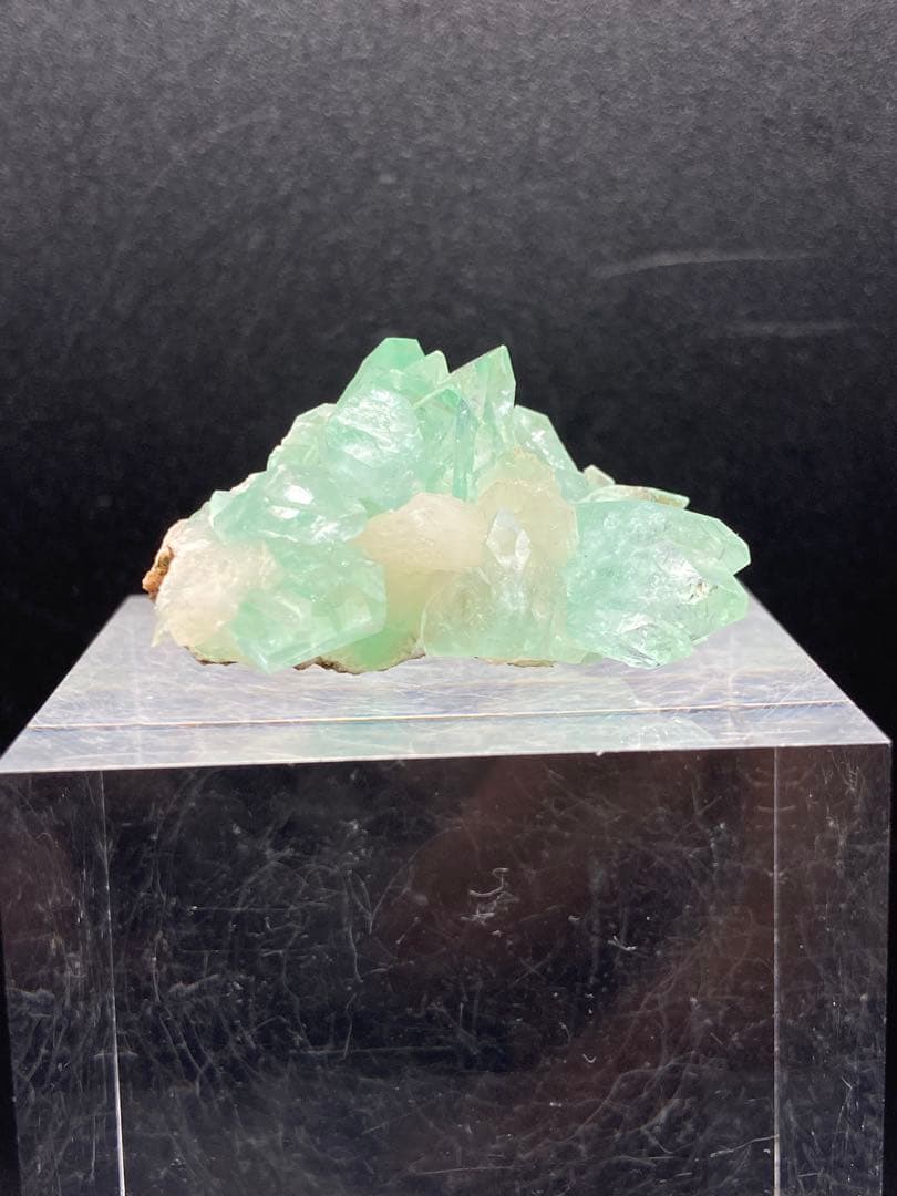 グリーンアポフィライト クラスター 原石 天然石 パワーストーン