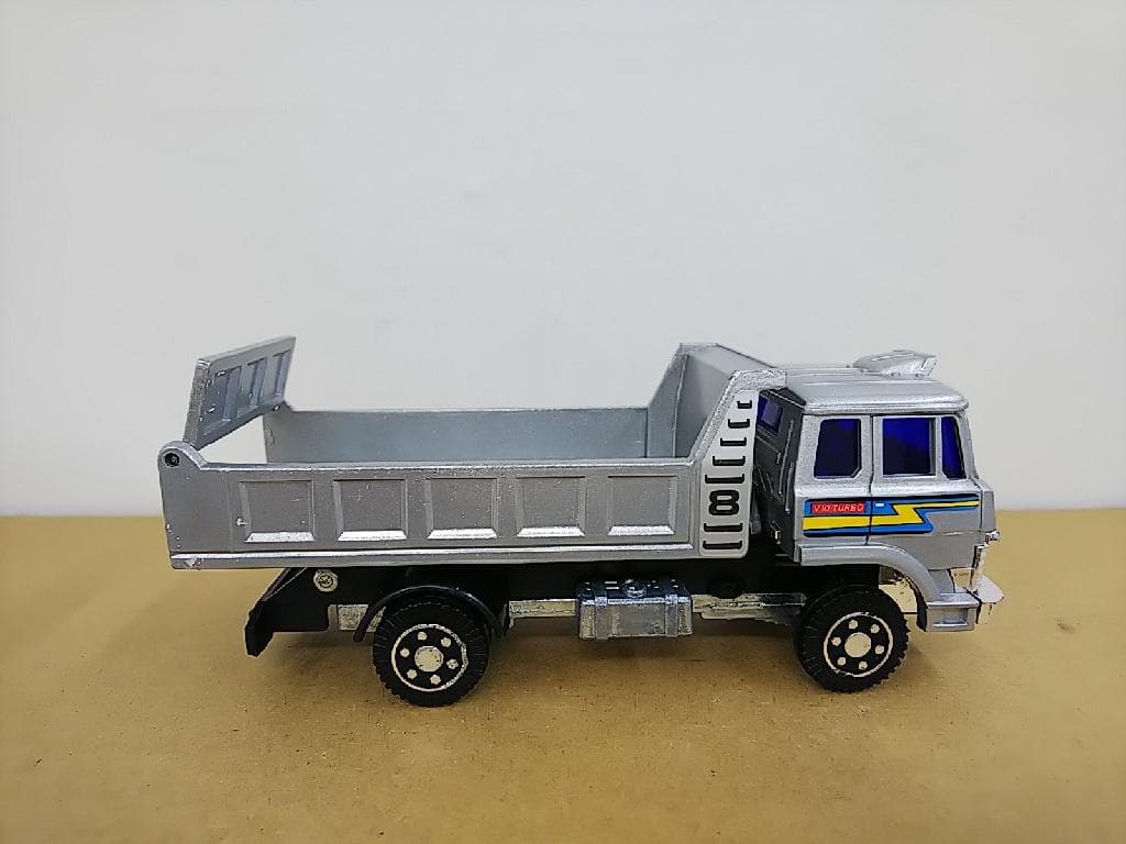 ダイヤペット 1/56 T-84 三菱ふそうダンプトラック 希少ミニカー