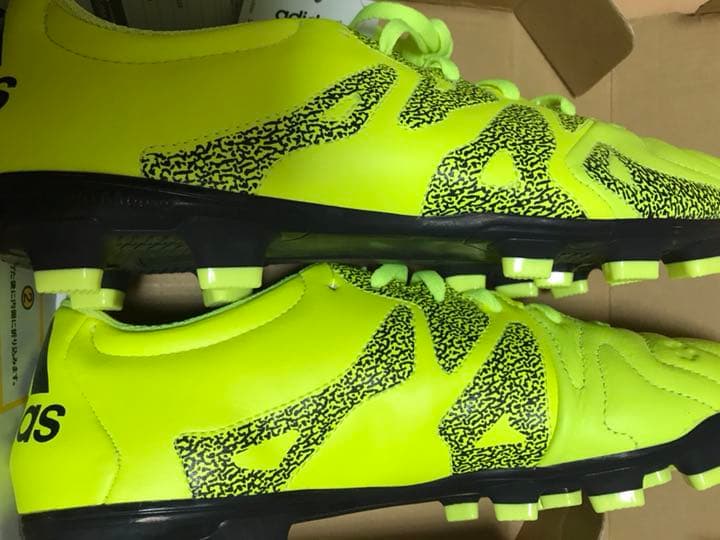 【新品★送料込】サッカースパイク★26.5cm