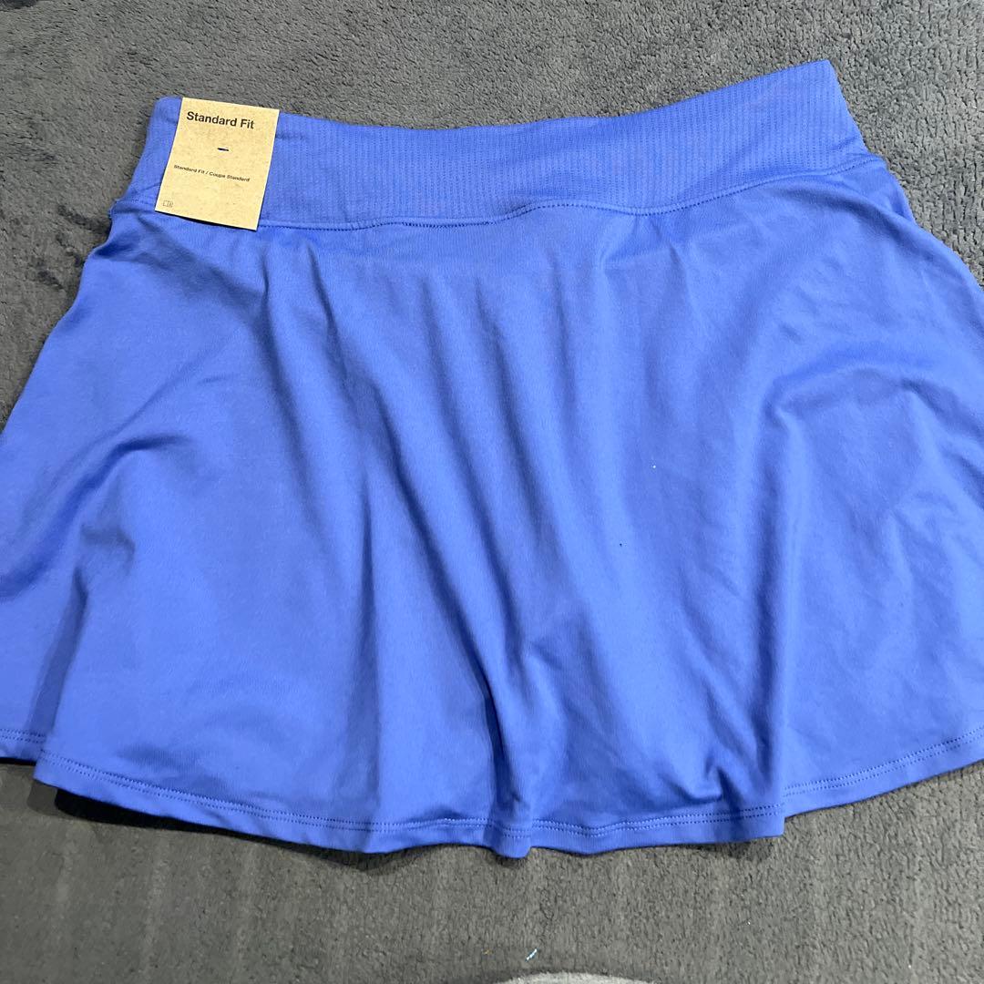 NIKI新品 ナイキ スコートUS：Sサイズ 日本サイズは、M
