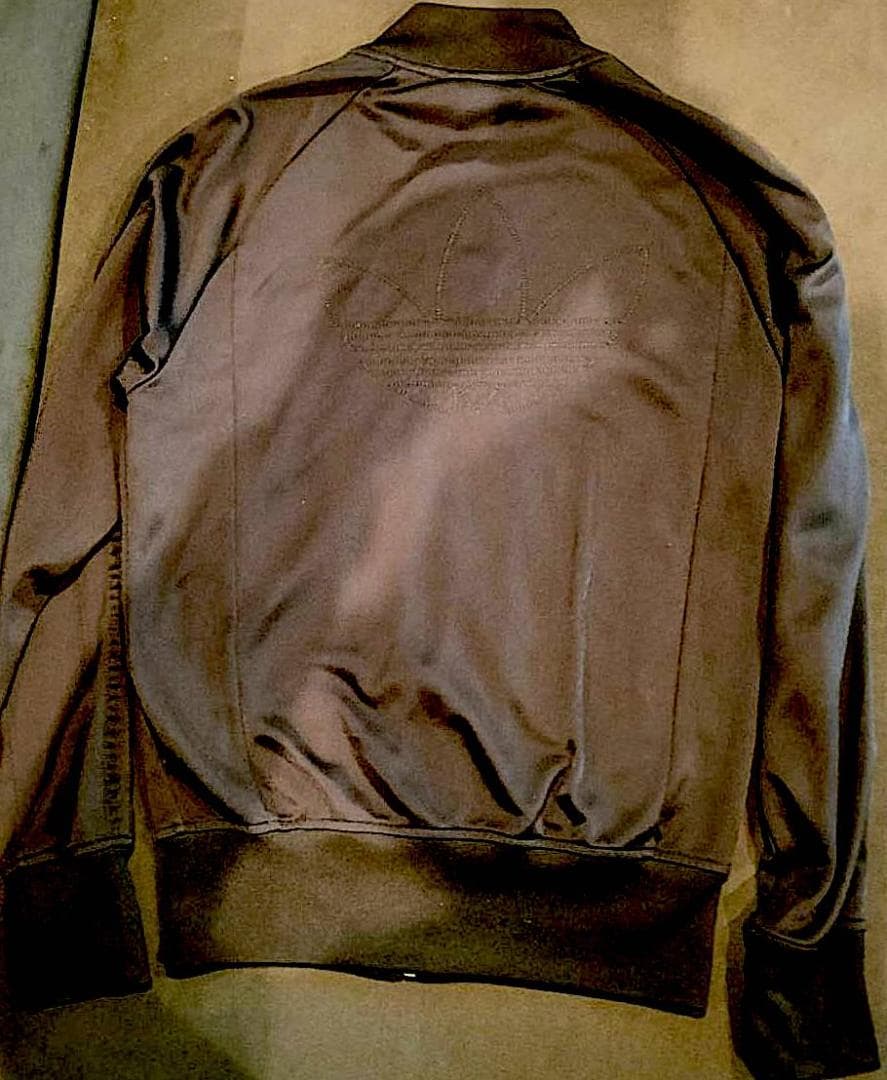 リバプール adidas トラックジャケット 生産終了品 LIVERPOOL