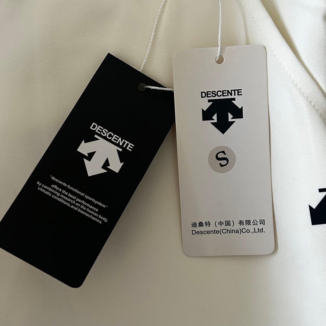 新品未使用　タグ付き　DESCENTE フレアスカート ホワイト