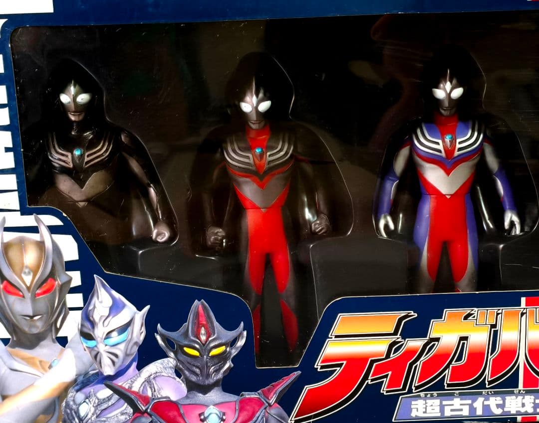 〈箱難あり〉ウルトラマンティガバトル6 フィギュアセット
