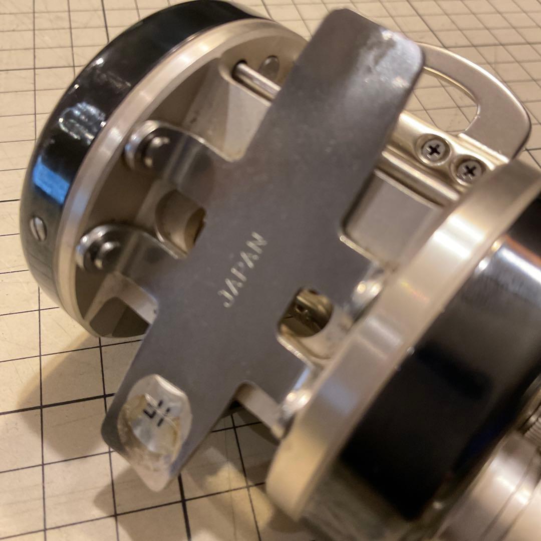 S*P様 オールド RYOBI バリウス F200 ベイトリール　チタニウム　ジ