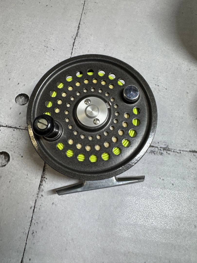 Orvis BATTENKILL 7/8 フライリール ケース付き