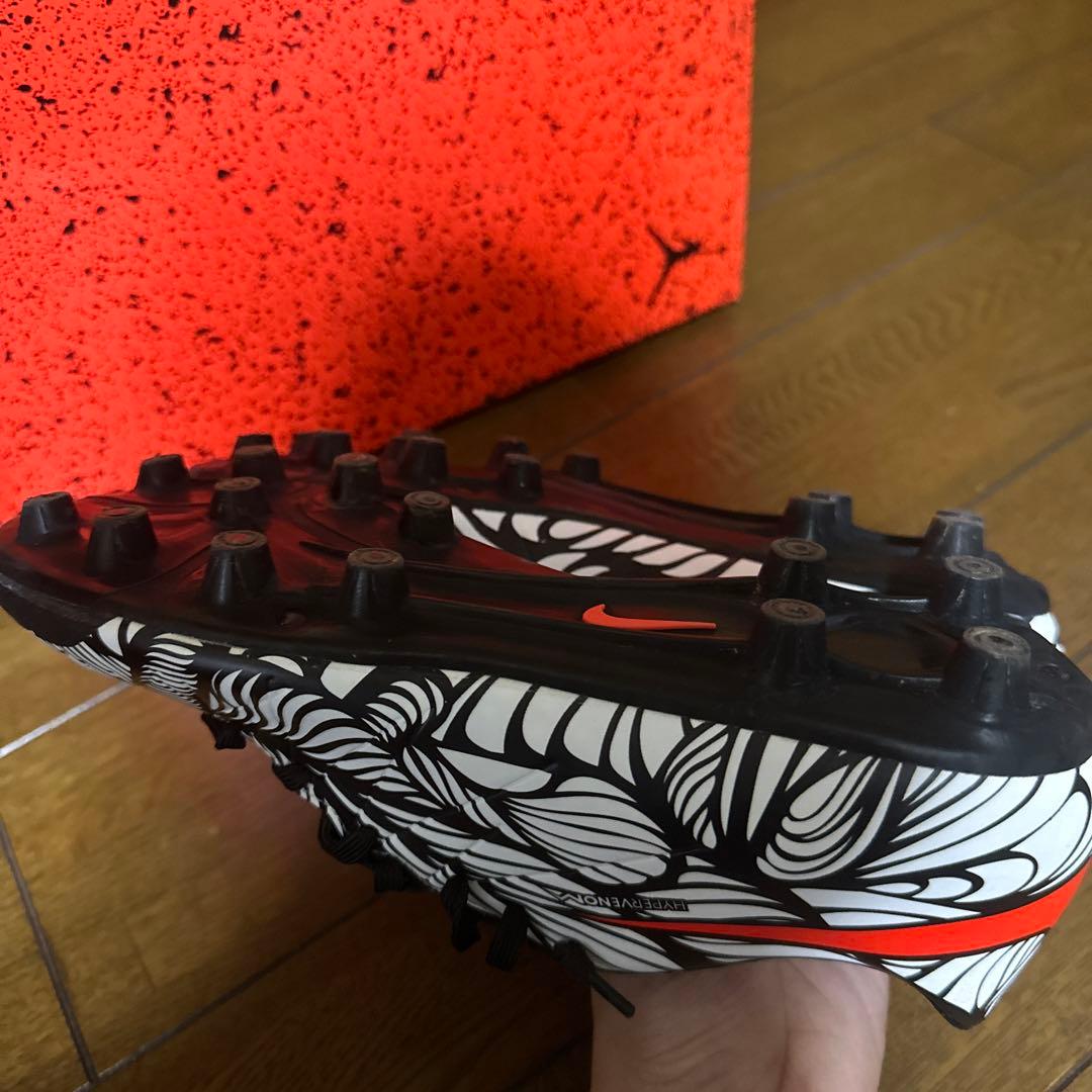 [定価以下]ナイキ ハイパーヴェノム フェロン II ネイマール
