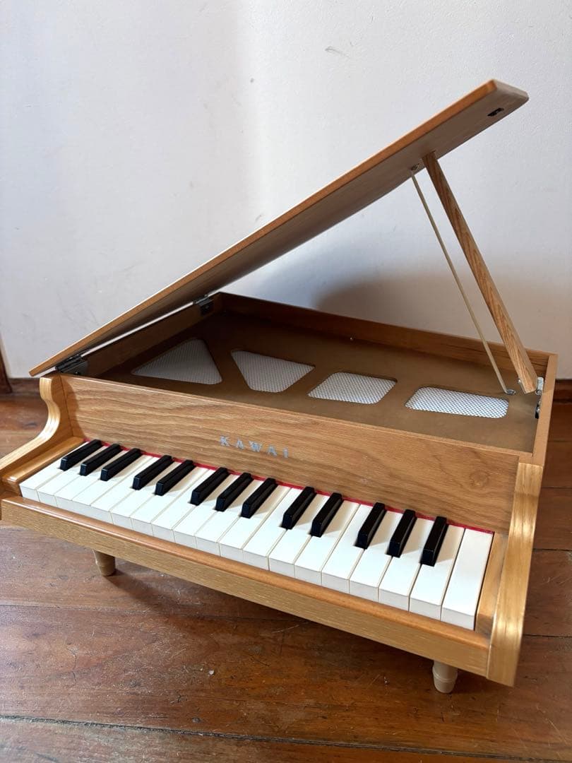 KAWAI トイピアノ　木製　グランドピアノ