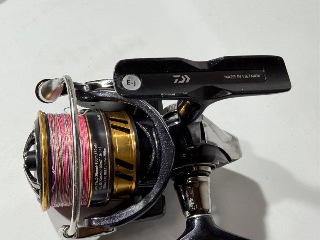 Daiwa LEGALIS LT 3000S-C-DH スピニングリール