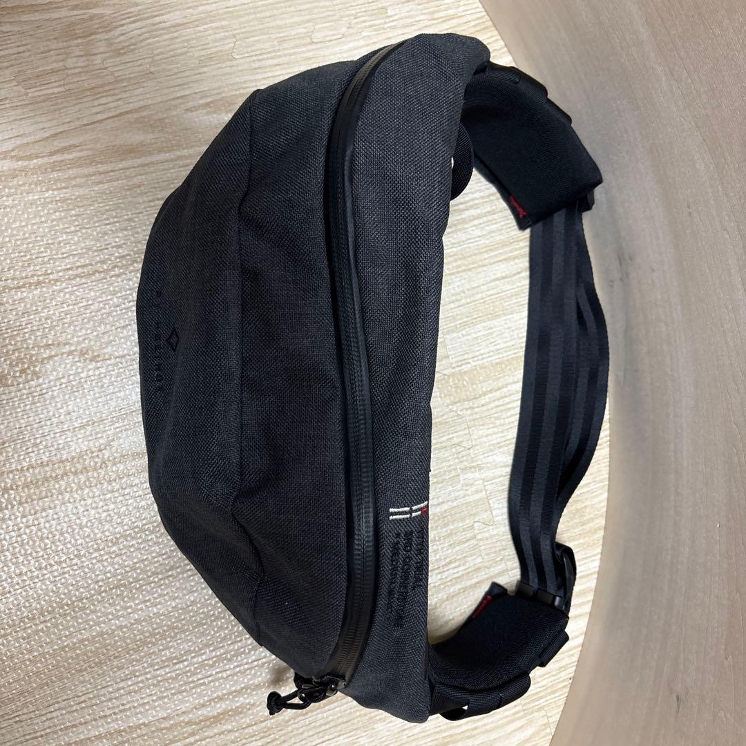 HELINOX CORDURA 1000d ボディバッグ
