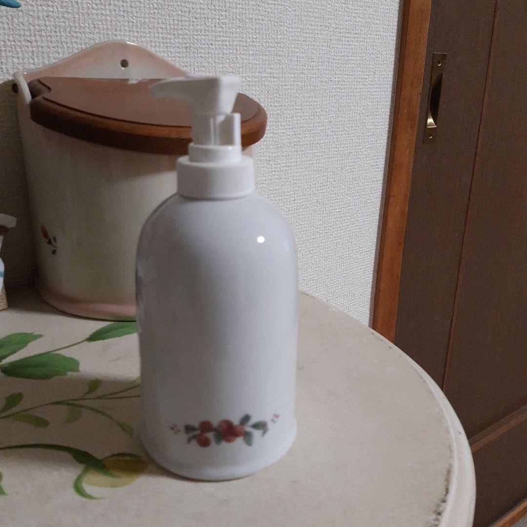マニーロココ ❤️ソープディスペンサーM   陶器