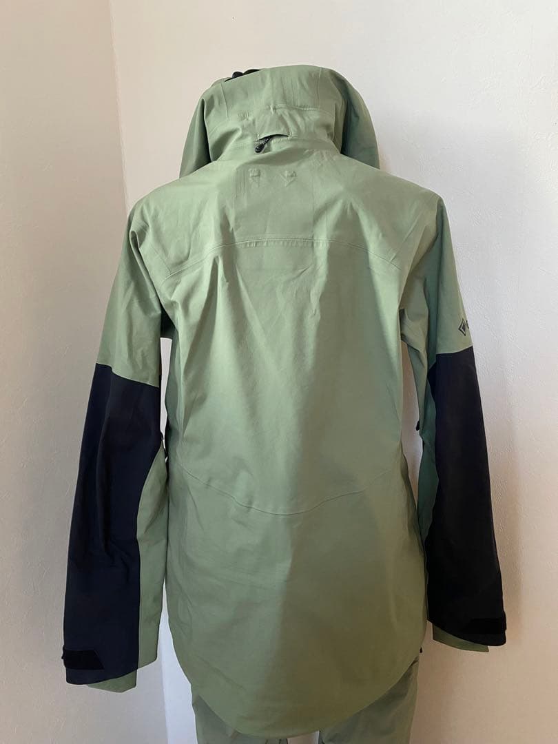 スノーボード BURTON AK Kimmy GORTEX 3L  women Jaket