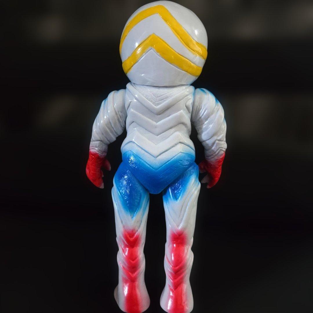 ソフビ　ガッツ星人　ベアモデル　ブルマァク　グレー