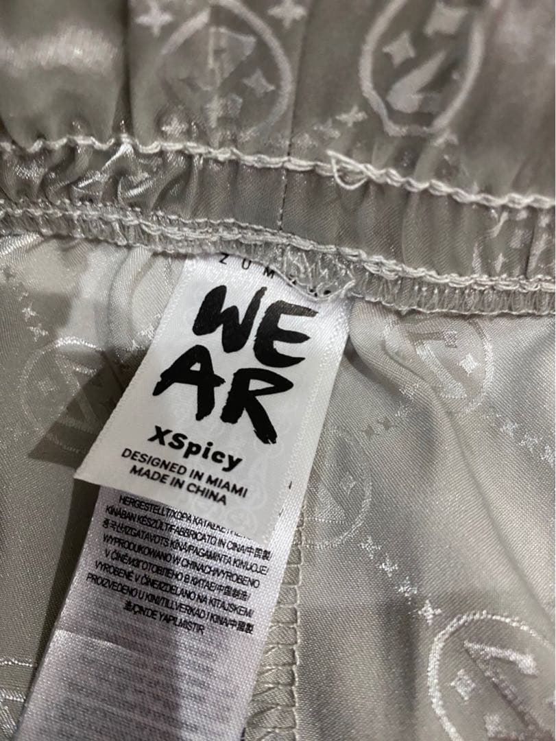 ZUMBA ズンバ　正規品　jwi正規品　ボトムス　XS シルバー