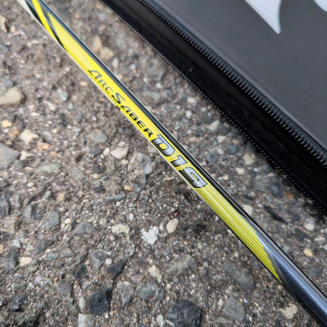 【美品】バドミントン ラケット アークセイバーD19 ヨネックス ケース付き