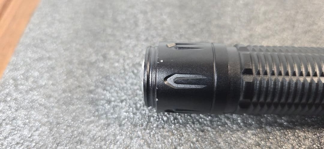 OLIGHT WARRIOR 3S センサー付きタクティカルライト