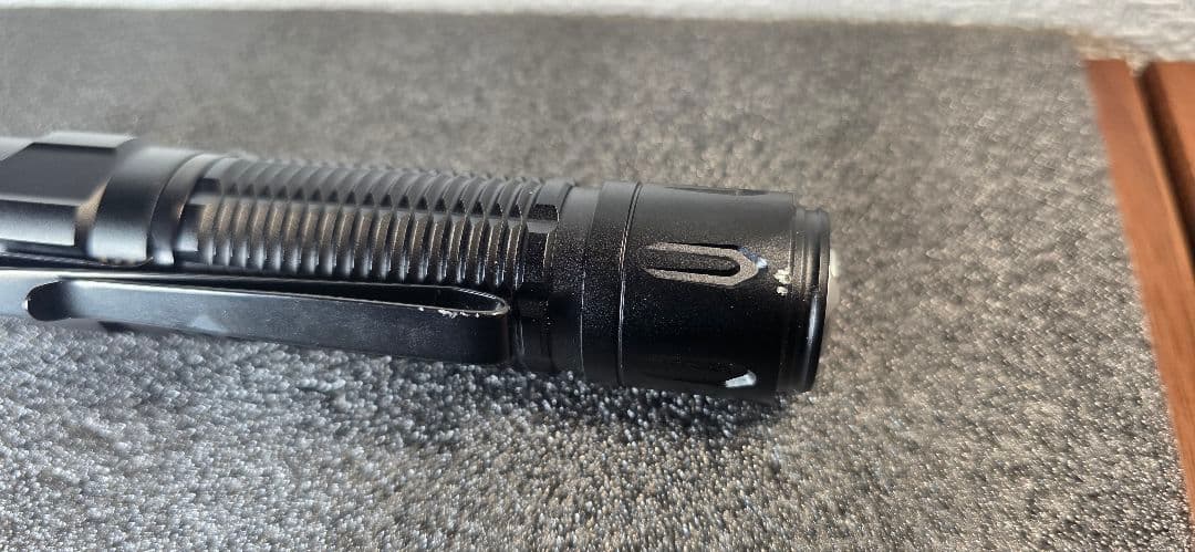 OLIGHT WARRIOR 3S センサー付きタクティカルライト