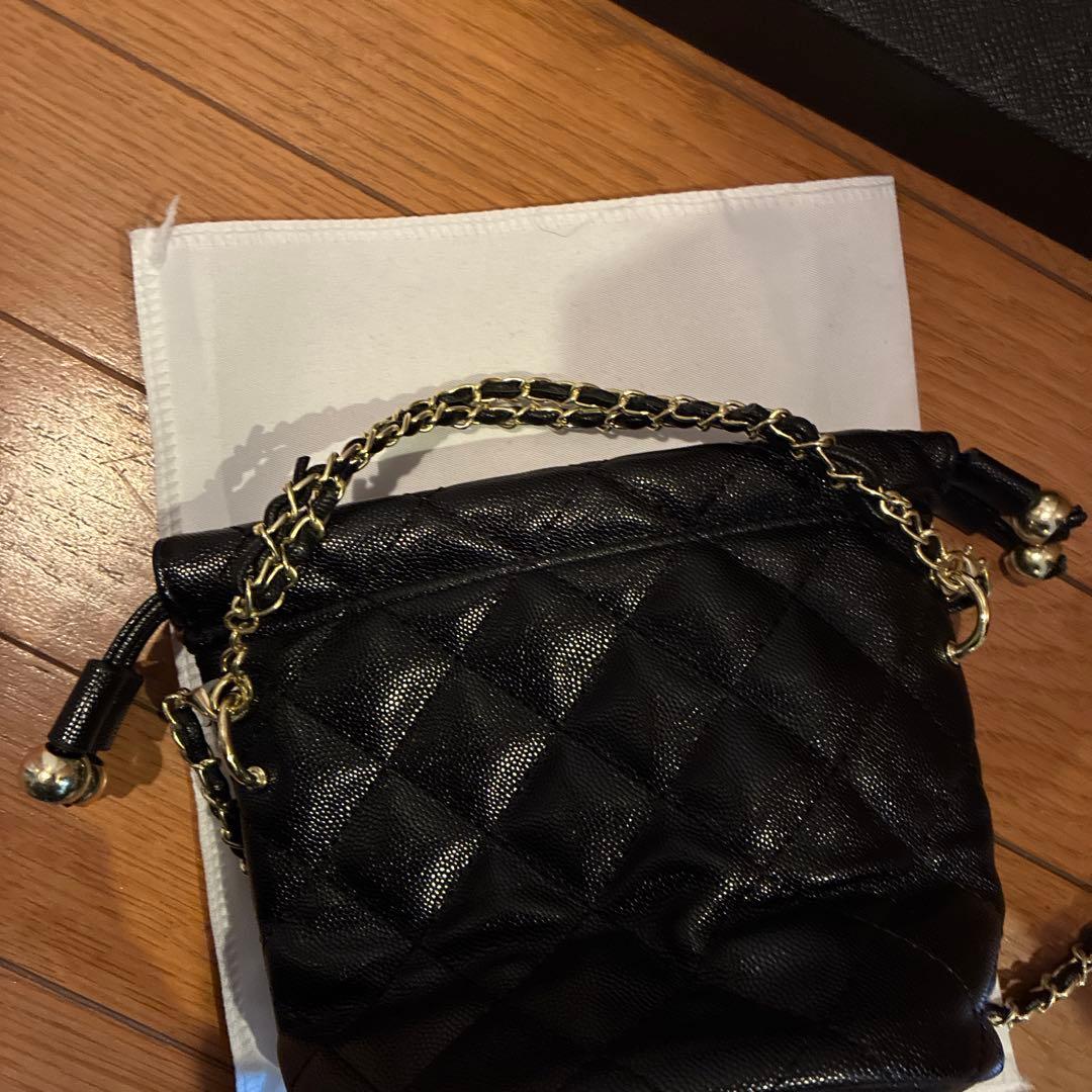 ☆CHANEL ☆ブラックレザーミニショルダーバッグ➕ネックレス2➕ピアス1