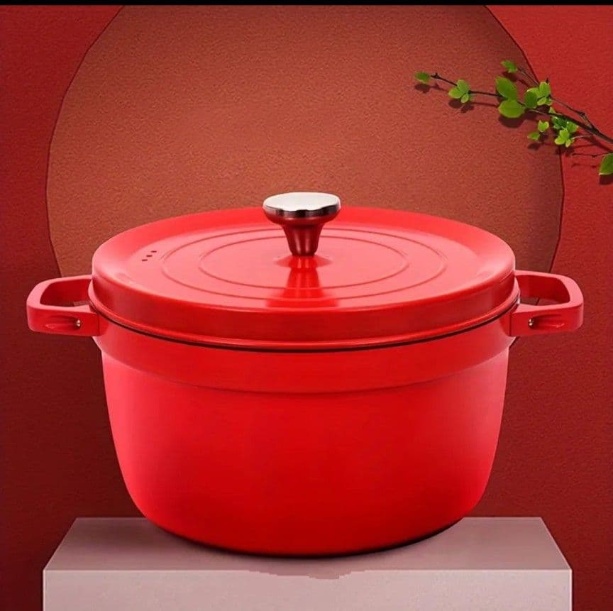 ◇新品未使用◆ 赤い鋳鉄（イテツ）製両手鍋 24cm