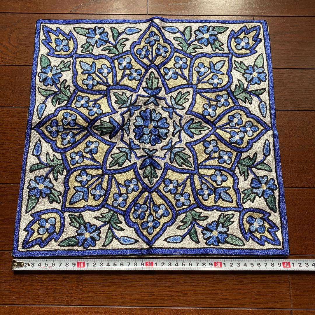 インド刺繍・クッションカバー（2個セット）
