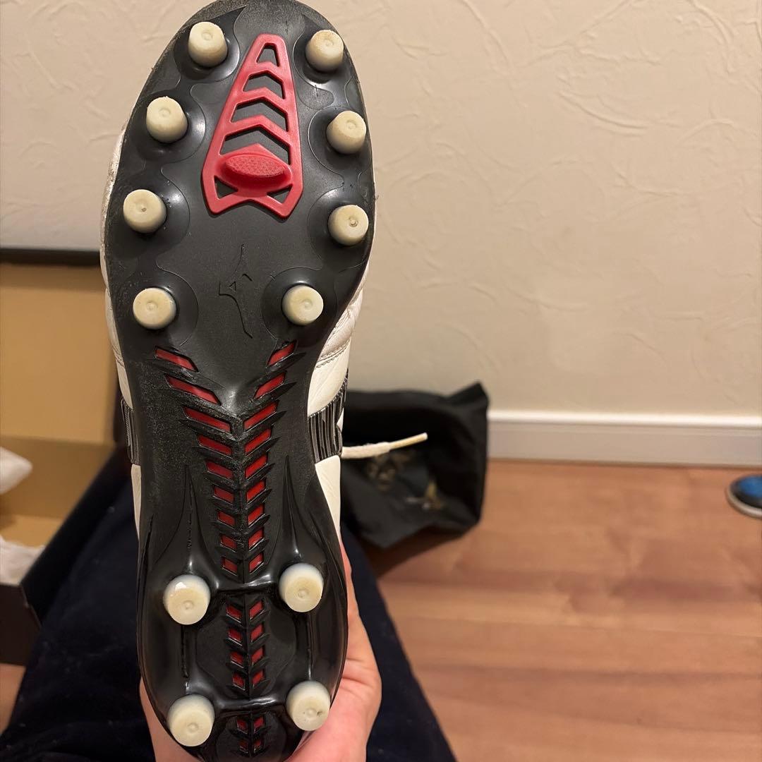Mizuno サッカースパイク　モレリアネオ4 27.5
