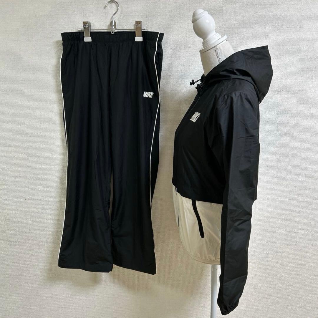 美品　ナイキ　ナイロンジャージ　上下セット Lセットアップ　黒/白　指穴付き
