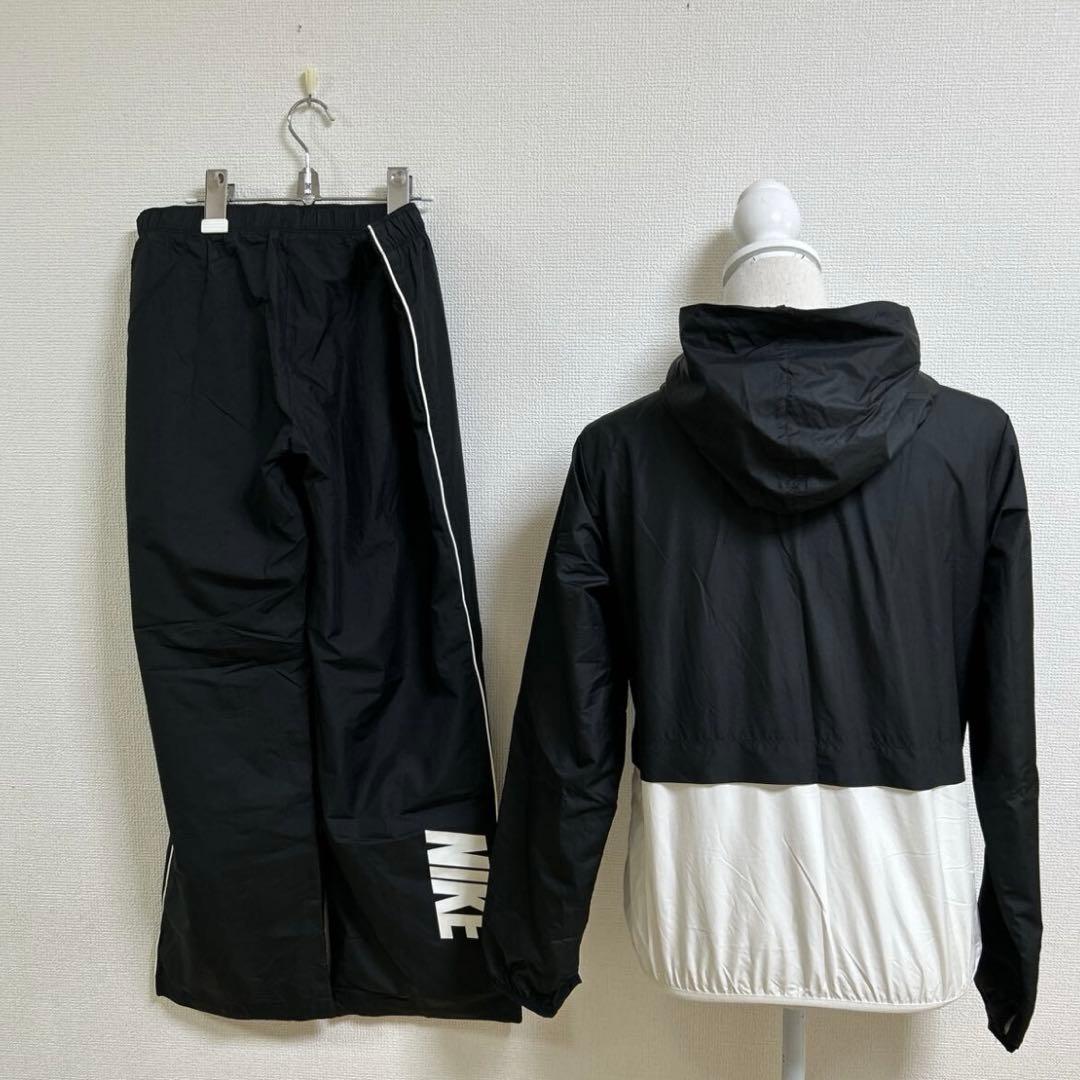 美品　ナイキ　ナイロンジャージ　上下セット Lセットアップ　黒/白　指穴付き