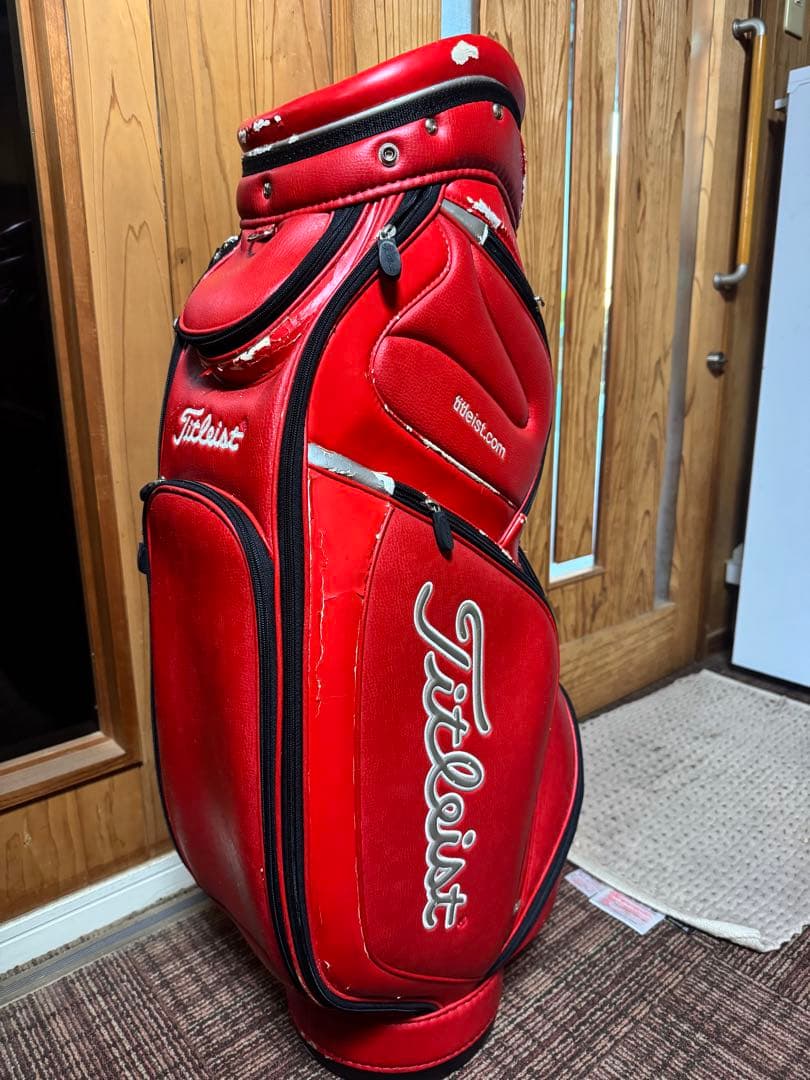 Titleist レッド キャディバッグ