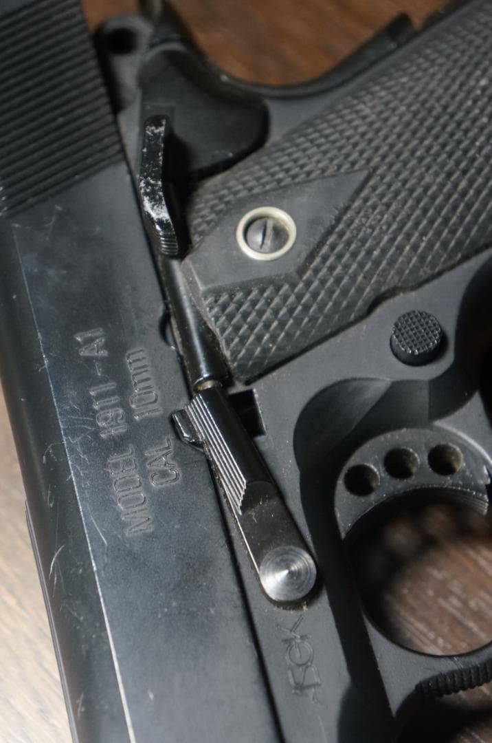 エアコキASGKエアガン2点KHC　1911－A1　SEKITOワルサーP99