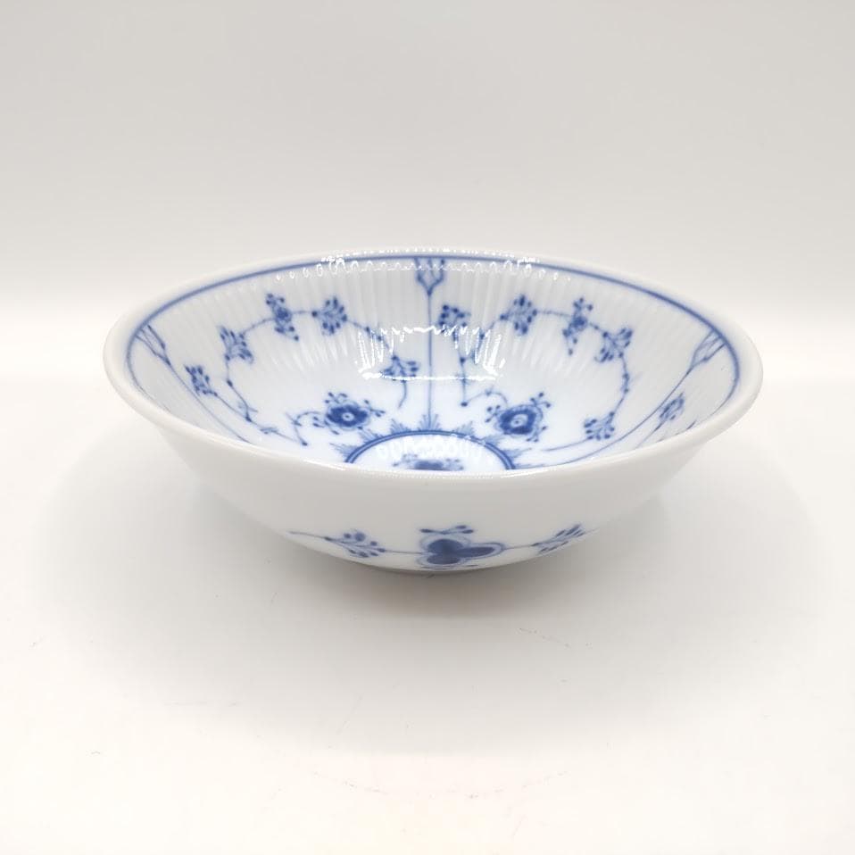 ★箱付★ ロイヤルコペンハーゲン ブルーフルーテッドプレイン ボール S