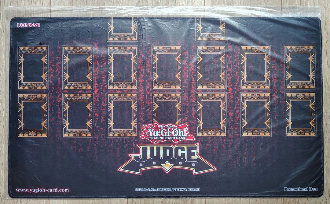 遊戯王 公式 プレイマット ヒエログリフ JUDGE 2026 未開封 EU版
