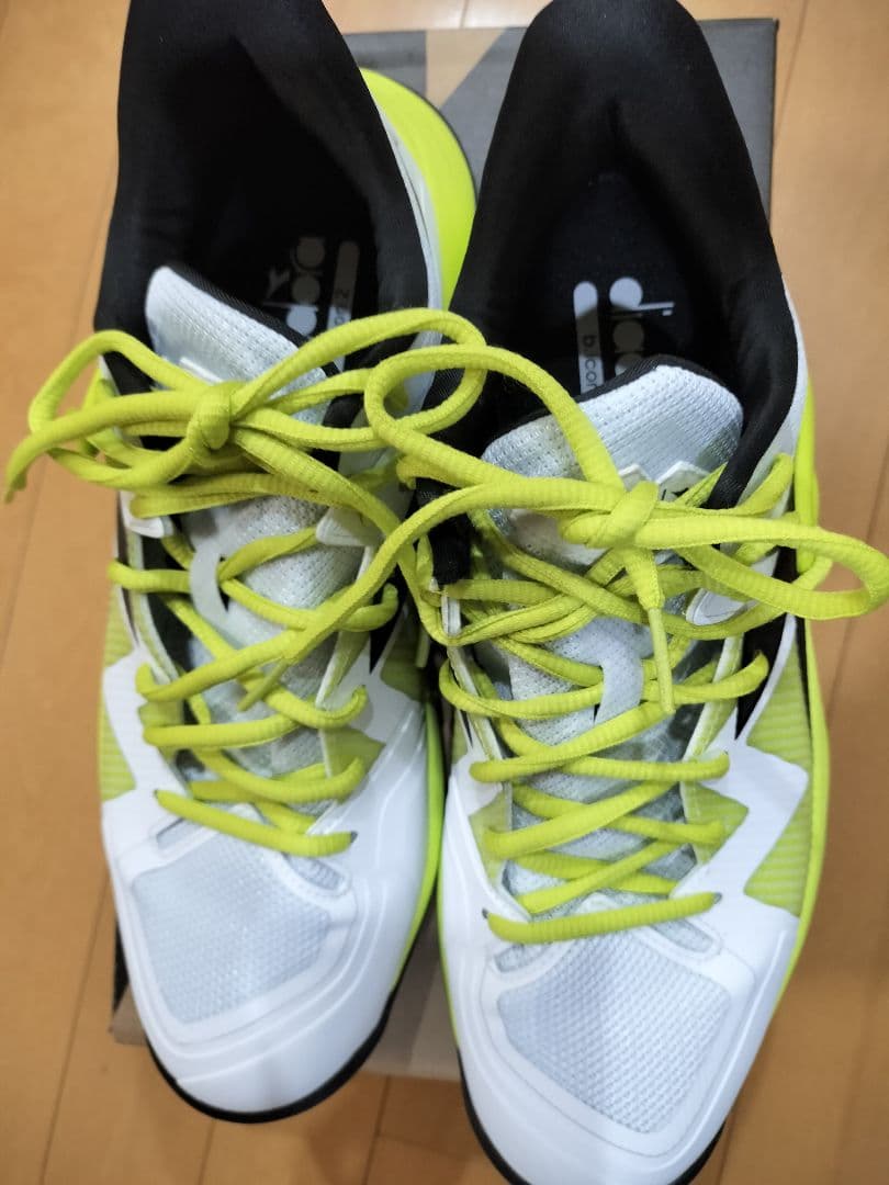 レアカラー　DIADORA　ビーアイコン 2 テニスシューズ