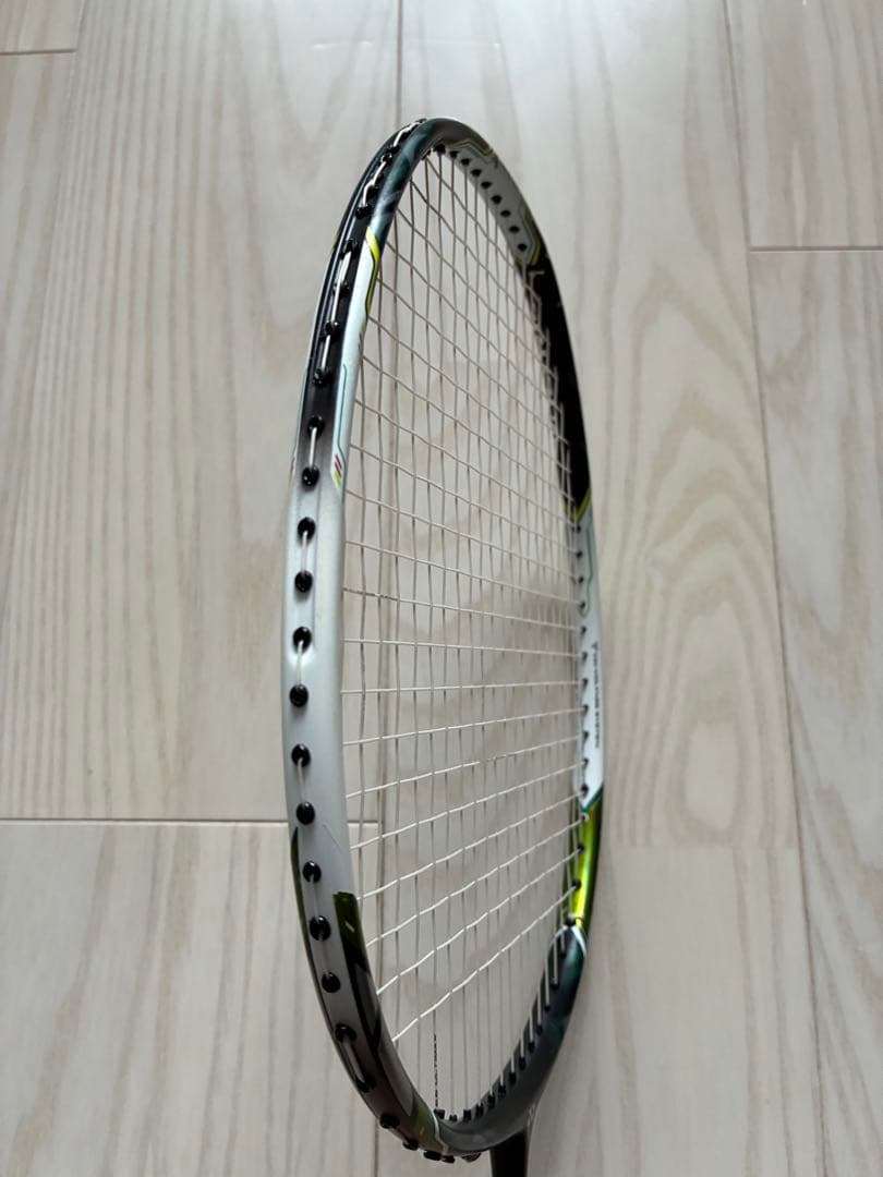 ヨネックス ボルトリックZフォース 4UG5 2本セット BG66UM25ポンド