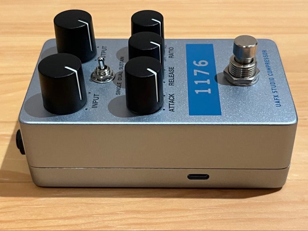 UNIVERSAL AUDIO UAFX 1176 Studio コンプレッサー