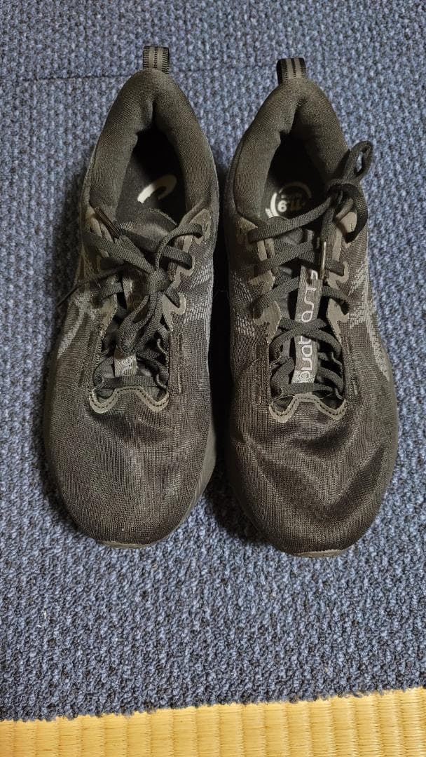 スパイク・シューズ asics NovaBlast 5 wide black