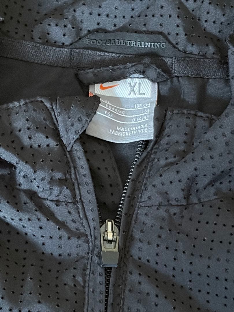 入手困難　NIKE ユベントス　トラックジャケット　ウィンドブレイカー　XL