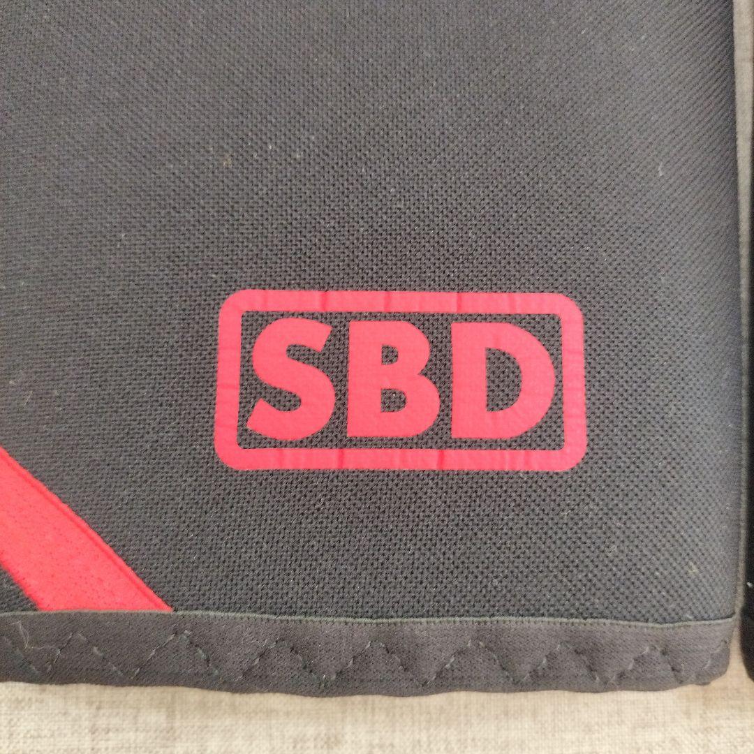 【NAO】SBD ニースリーブ Mサイズ 左右足用 黒赤