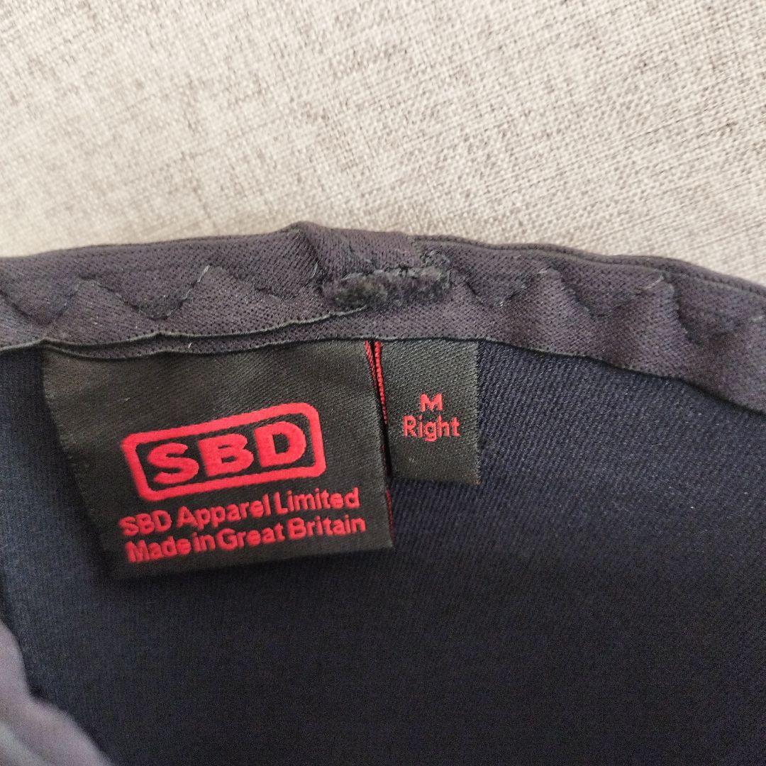【NAO】SBD ニースリーブ Mサイズ 左右足用 黒赤