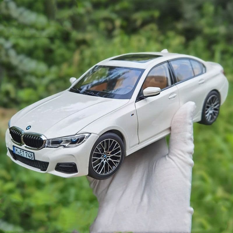 NOREV 1/18 スケール  3 シリーズ G20 330i 2019