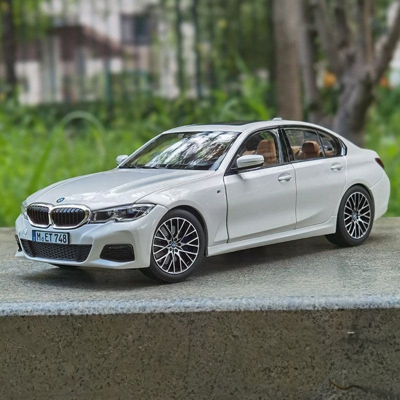 NOREV 1/18 スケール  3 シリーズ G20 330i 2019