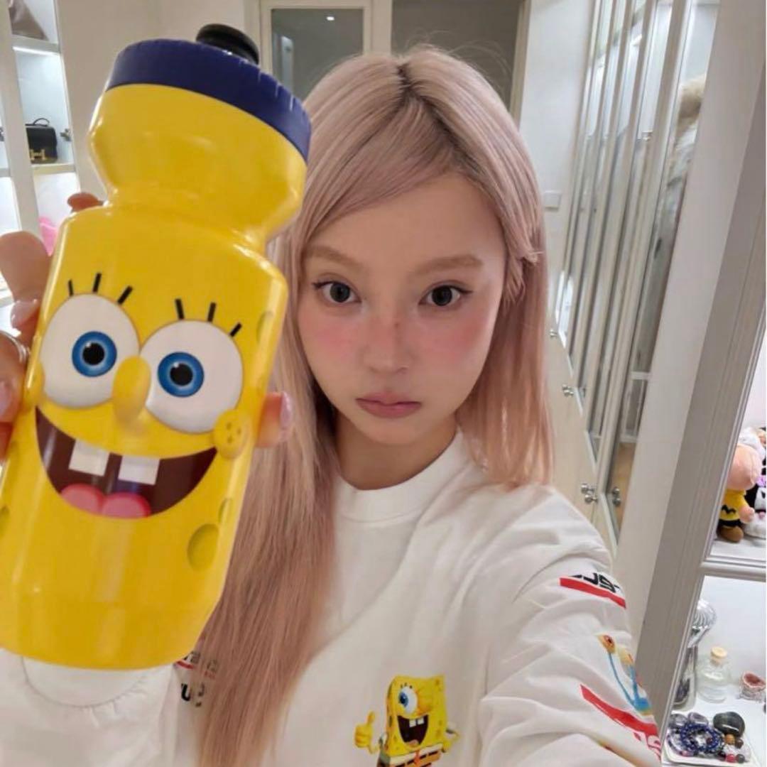 Supreme SpongeBob Sports Bottle スポンジボブ