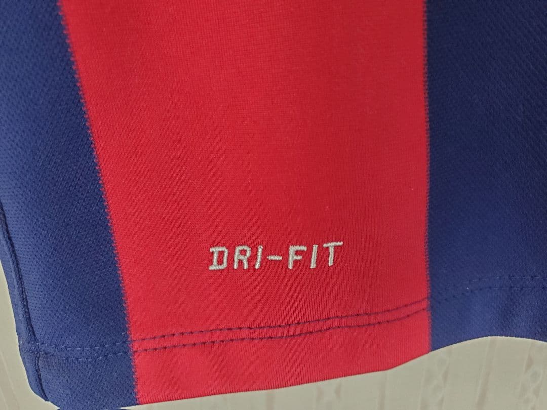 メッシMESSI 10番 FC Barcelona nike ホームジャージＭ