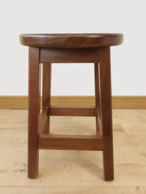 北海道手作り家具　ウォールナット材　スツールB