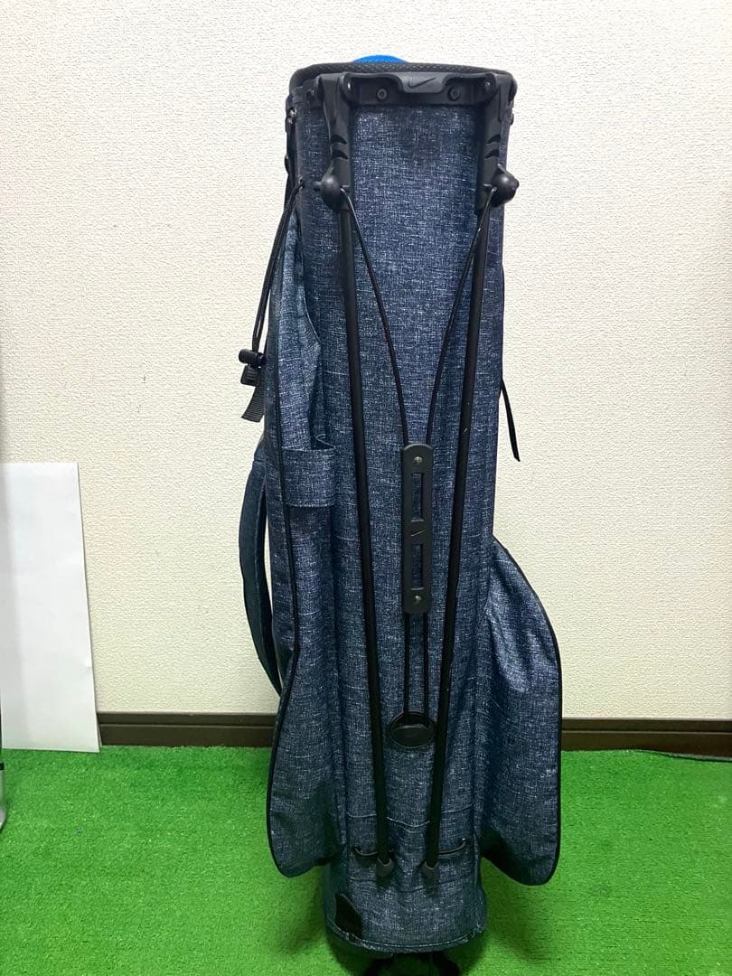 ナイキ スタンド式キャディバッグ　美品＆軽量