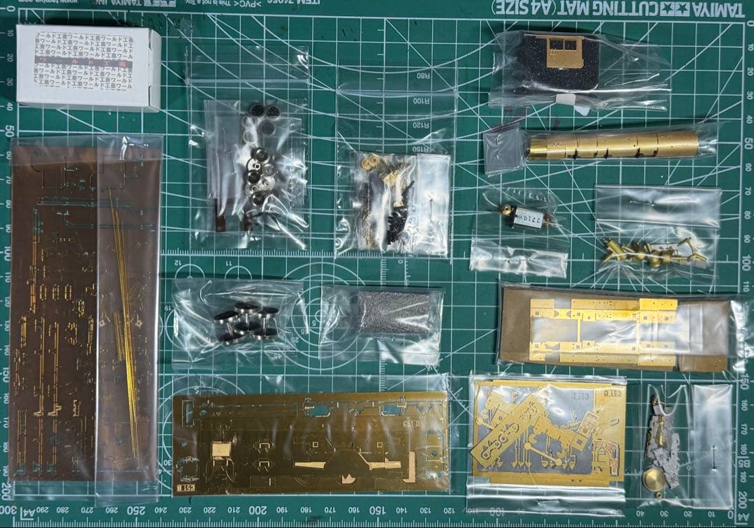 ワールド工芸 国鉄 C51 給水温器付き(12.17テンダー仕様)